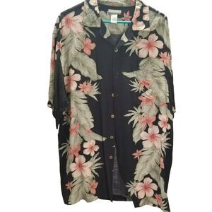 Hawaiian Breakwater Floral Men's Short Sleeve Button Down Sz Medium
